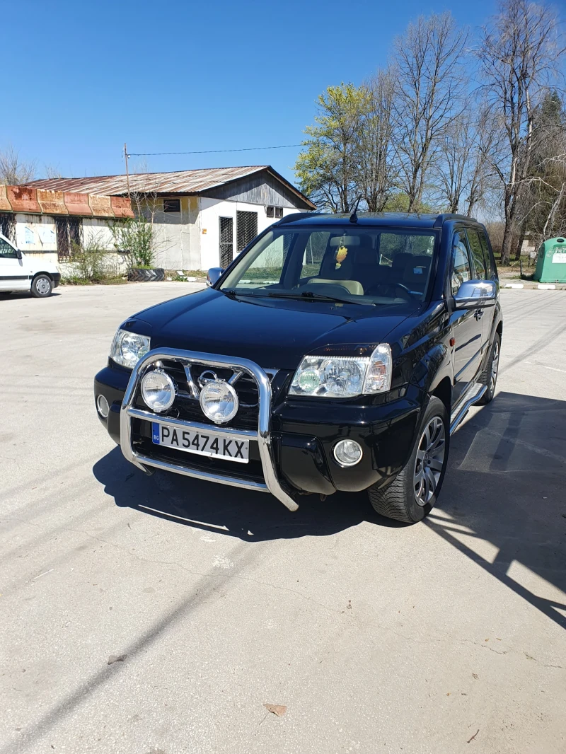 Nissan X-trail 2.0, снимка 8 - Автомобили и джипове - 47482432