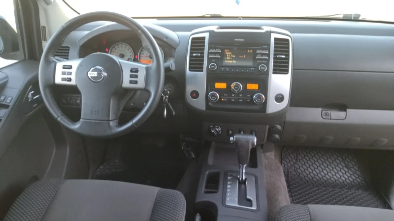 Nissan Navara 4.0 V6 262kc PRO-4X AVTOMAT4X4 БЕНЗИН , снимка 12 - Автомобили и джипове - 47634875