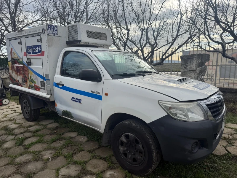 Toyota Hilux Хладилна, снимка 2 - Автомобили и джипове - 53021437