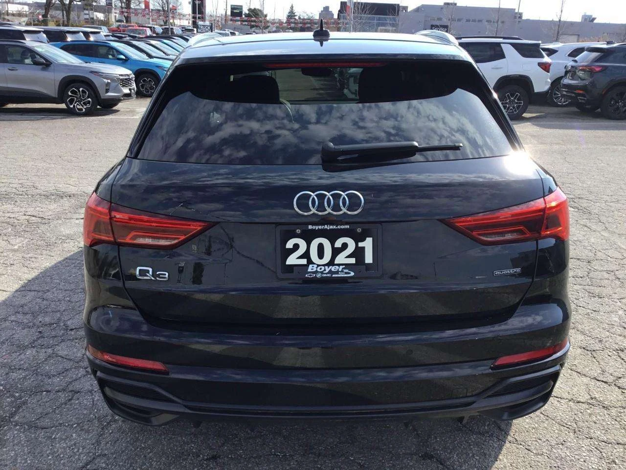 Audi Q3 45 Progressiv, CARFAX, ЦЕНА ДО БГ, снимка 4 - Автомобили и джипове - 54820202