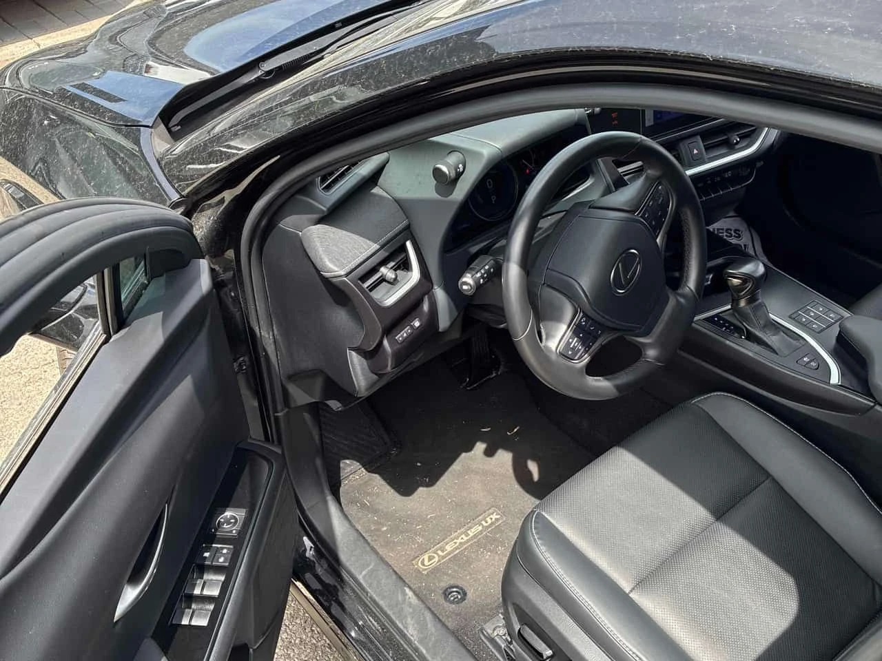 Lexus UX * 250h * CARFAX * ����� �� �����������  | Mobile.bg � ����������� 5
