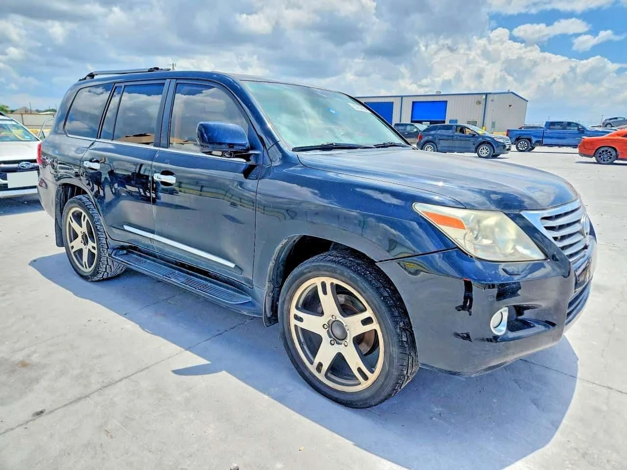 Lexus LX 570 * CARFAX * , снимка 4 - Автомобили и джипове - 55492607
