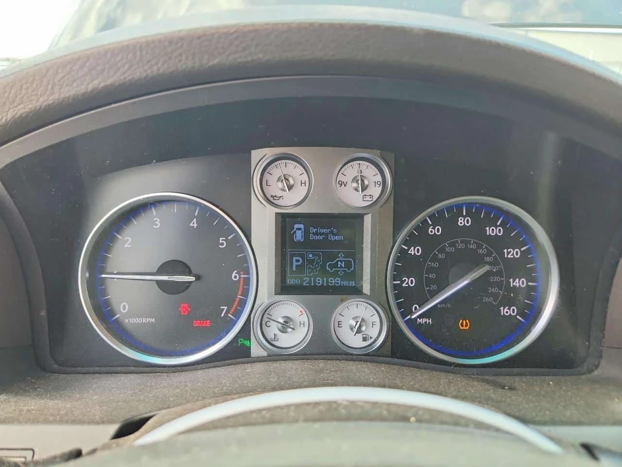 Lexus LX 570 * CARFAX * , снимка 9 - Автомобили и джипове - 55492607