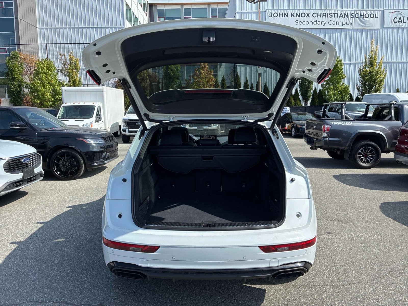 Audi Q5 TECHNIK S-LINE| MATRIX| BANG&OLUFSEN| 360| PANO| , снимка 11 - Автомобили и джипове - 56082671