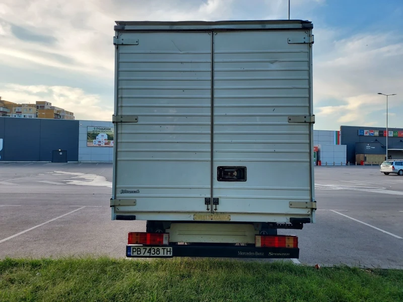 Mercedes-Benz Sprinter 413 Фургон, снимка 7 - Бусове и автобуси - 52313579