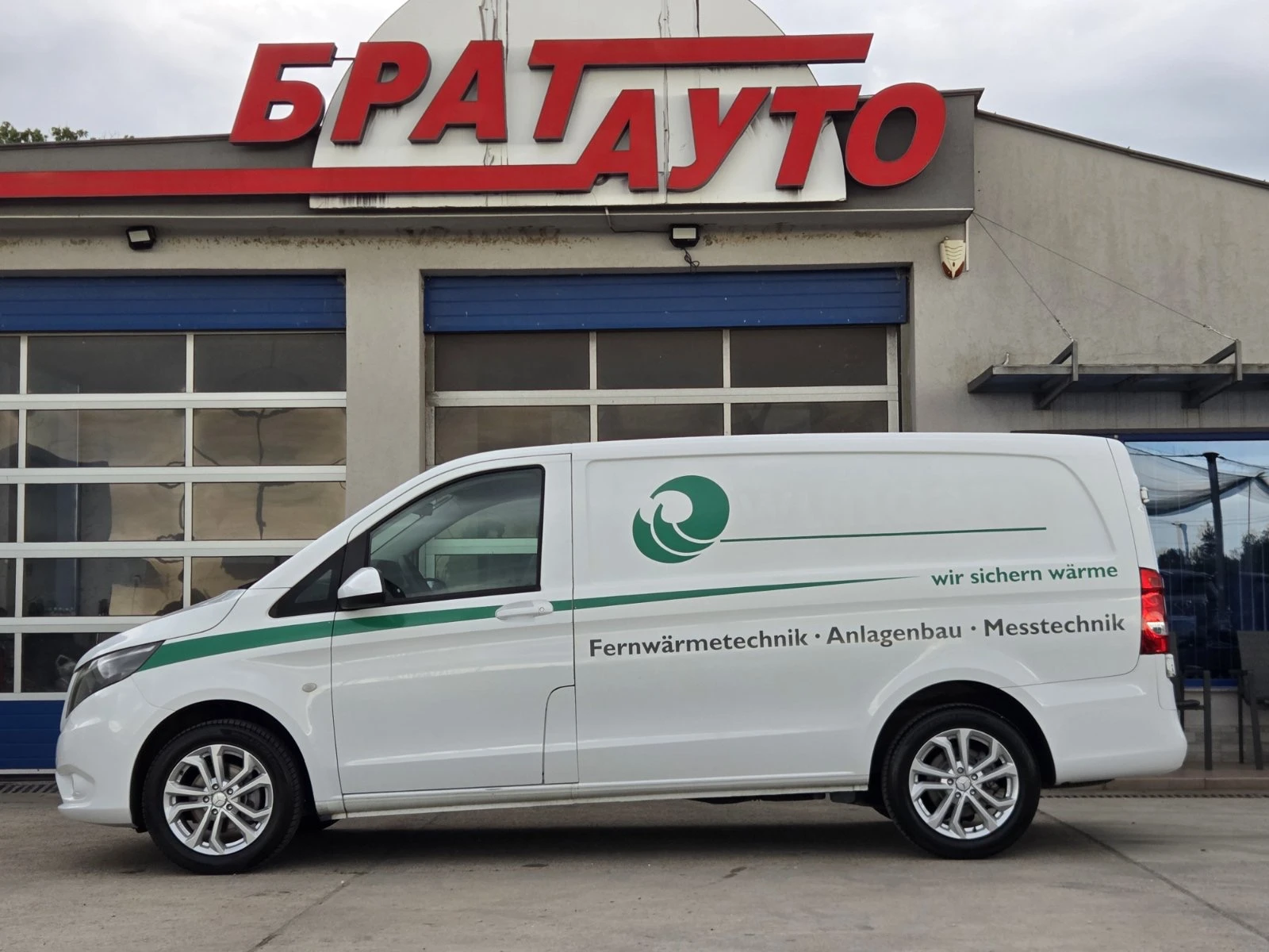 Mercedes-Benz Vito 114CDI/2+ 1/КЛИМАТИК, снимка 6 - Бусове и автобуси - 54543523