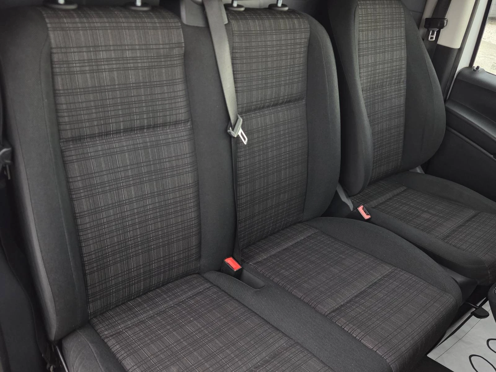 Mercedes-Benz Vito 114CDI/2+ 1/КЛИМАТИК, снимка 8 - Бусове и автобуси - 54543523