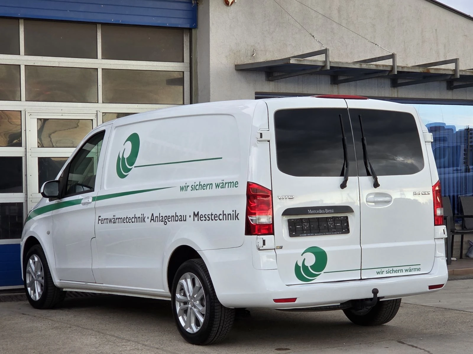 Mercedes-Benz Vito 114CDI/2+ 1/КЛИМАТИК, снимка 4 - Бусове и автобуси - 54543523