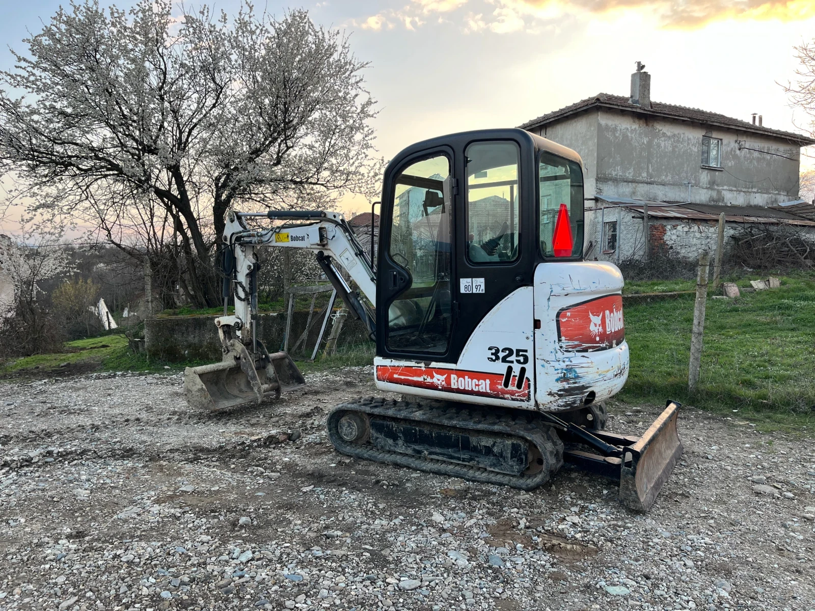 Багер Bobcat 325 G, снимка 3 - Индустриална техника - 53978510