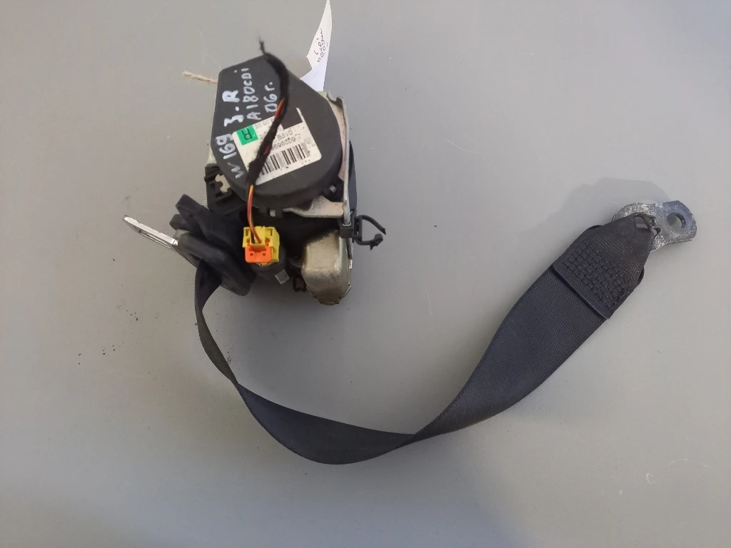     180 W169  | Mobile.bg   1