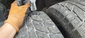 Гуми Зимни 235/75R15, снимка 5