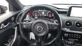 Kia Stinger 2.0 Turbo / GT line Platinum / ОБДУХ / 360 КАМЕРИ, снимка 12
