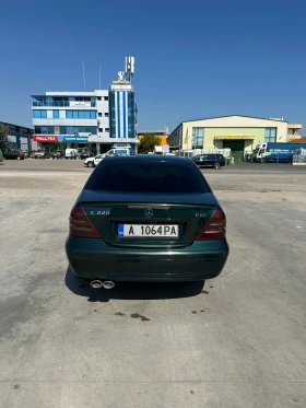 Mercedes-Benz C 220, снимка 4