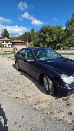     Mercedes-Benz C 220