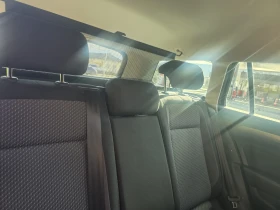 VW Passat, снимка 14 - Автомобили и джипове - 53650829