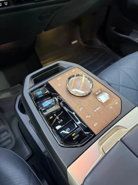 BMW iX 50 xDrive FULL Ekcmpu* SWAROVSKI * BOWERS & WILKIN | Mobile.bg � ����� ������ 9