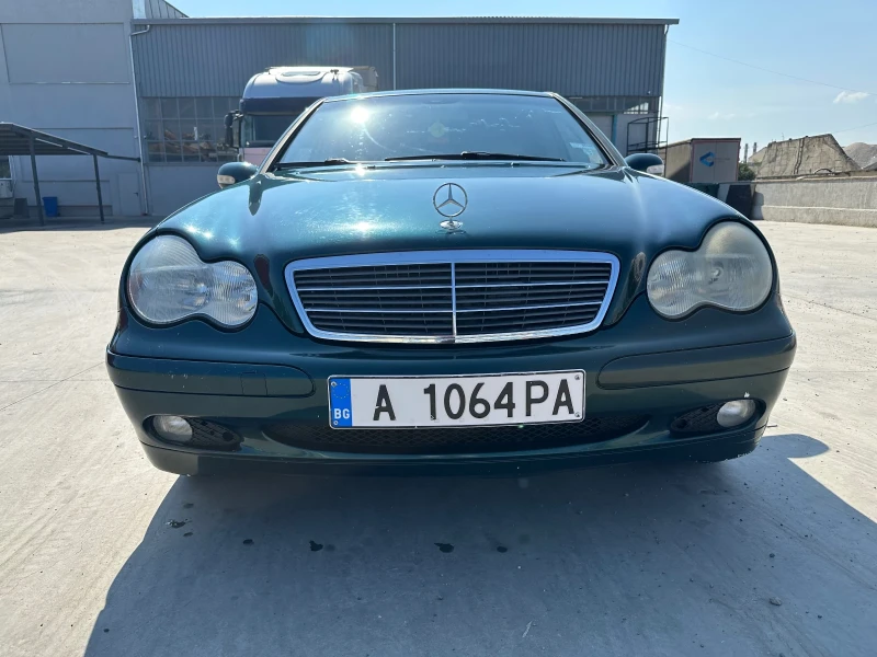 Mercedes-Benz C 220, снимка 1 - Автомобили и джипове - 47516031