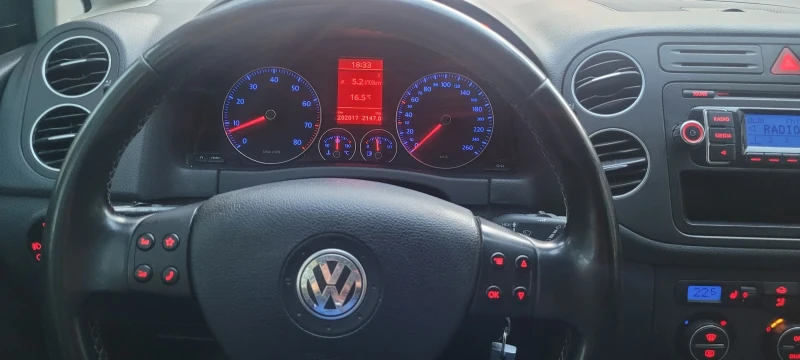 VW Golf Plus, снимка 4 - Автомобили и джипове - 47622754