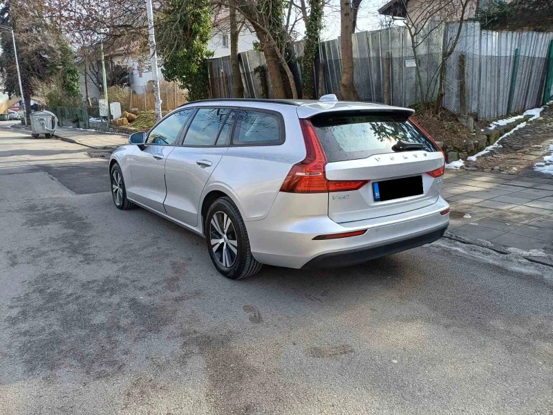 Volvo V60 2.0 D3, снимка 3 - Автомобили и джипове - 49301970