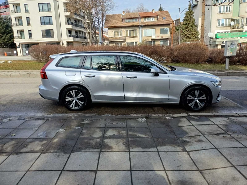 Volvo V60 2.0 D3, снимка 6 - Автомобили и джипове - 49301970