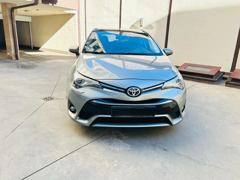 Toyota Avensis 2.0 D-4D 6MT Luxury, снимка 3 - Автомобили и джипове - 52603334