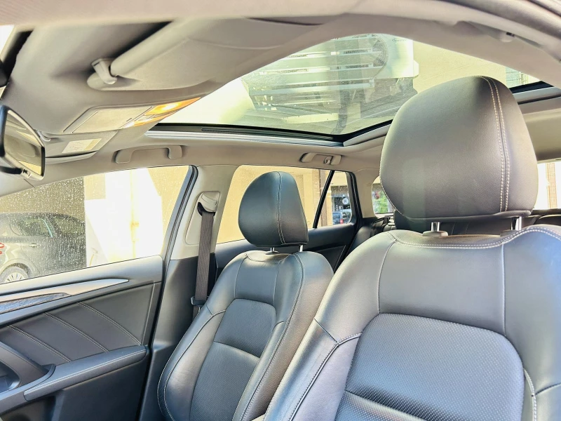 Toyota Avensis 2.0 D-4D 6MT Luxury, снимка 9 - Автомобили и джипове - 52603334