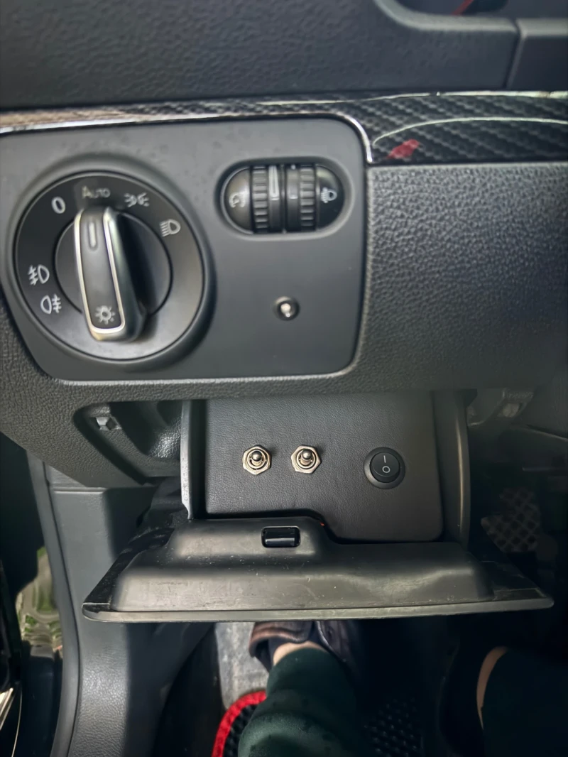 VW Scirocco 2.0 TDI, R pack, DSG, Air Suspension , снимка 14 - Автомобили и джипове - 52631877