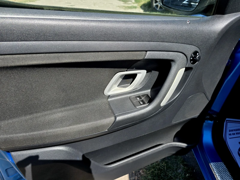 Skoda Roomster КОЛЕДНА ПРОМОЦИЯ/1.9TDI/105hp/КЛИМАТРОНИК, снимка 7 - Автомобили и джипове - 52800952