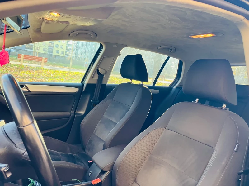 VW Golf 1.6 TDI , снимка 4 - Автомобили и джипове - 52929589