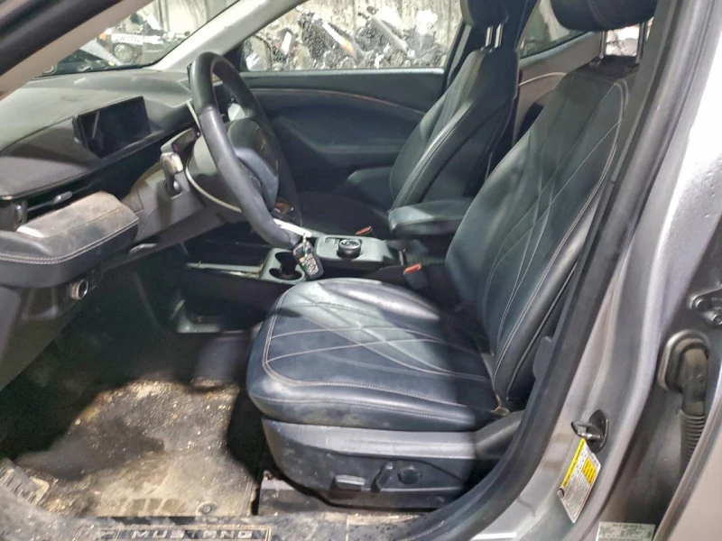 Ford Mustang Mach-E SELECT* Keyless* Подгреви* Камери* BUY NOW, снимка 7 - Автомобили и джипове - 53342588