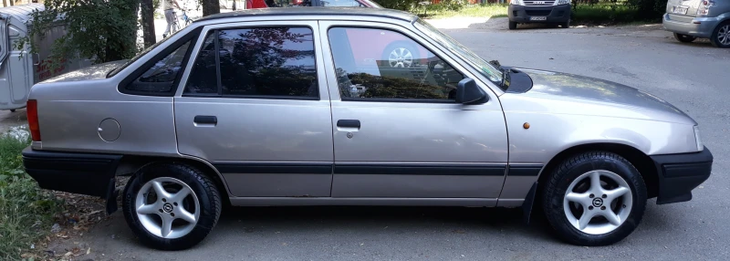 Daewoo Racer, снимка 2 - Автомобили и джипове - 53522379