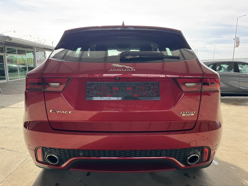Jaguar E-pace 2.0D* AWD* 150ps* R-DINAMIC* 126хл.км* КОЖА* НАВИ*, снимка 4 - Автомобили и джипове - 53535139