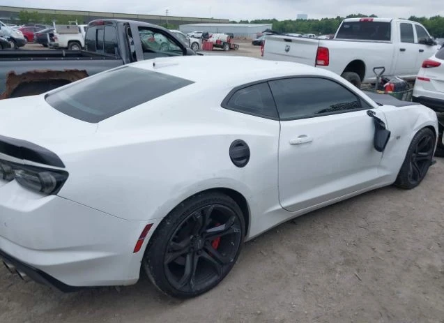 Chevrolet Camaro 6.2L V-8 DI, VVT, снимка 5 - Автомобили и джипове - 47275242