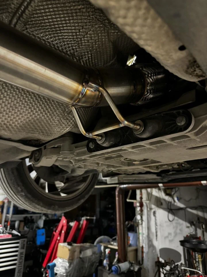 VW Scirocco 2.0 TDI, R pack, DSG, Air Suspension , снимка 17 - Автомобили и джипове - 52631877