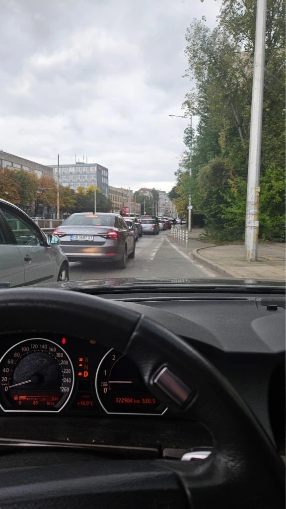 BMW 745, снимка 12 - Автомобили и джипове - 53486124