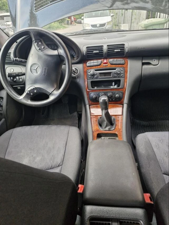 Mercedes-Benz C 200 CDI, снимка 7 - Автомобили и джипове - 55031608