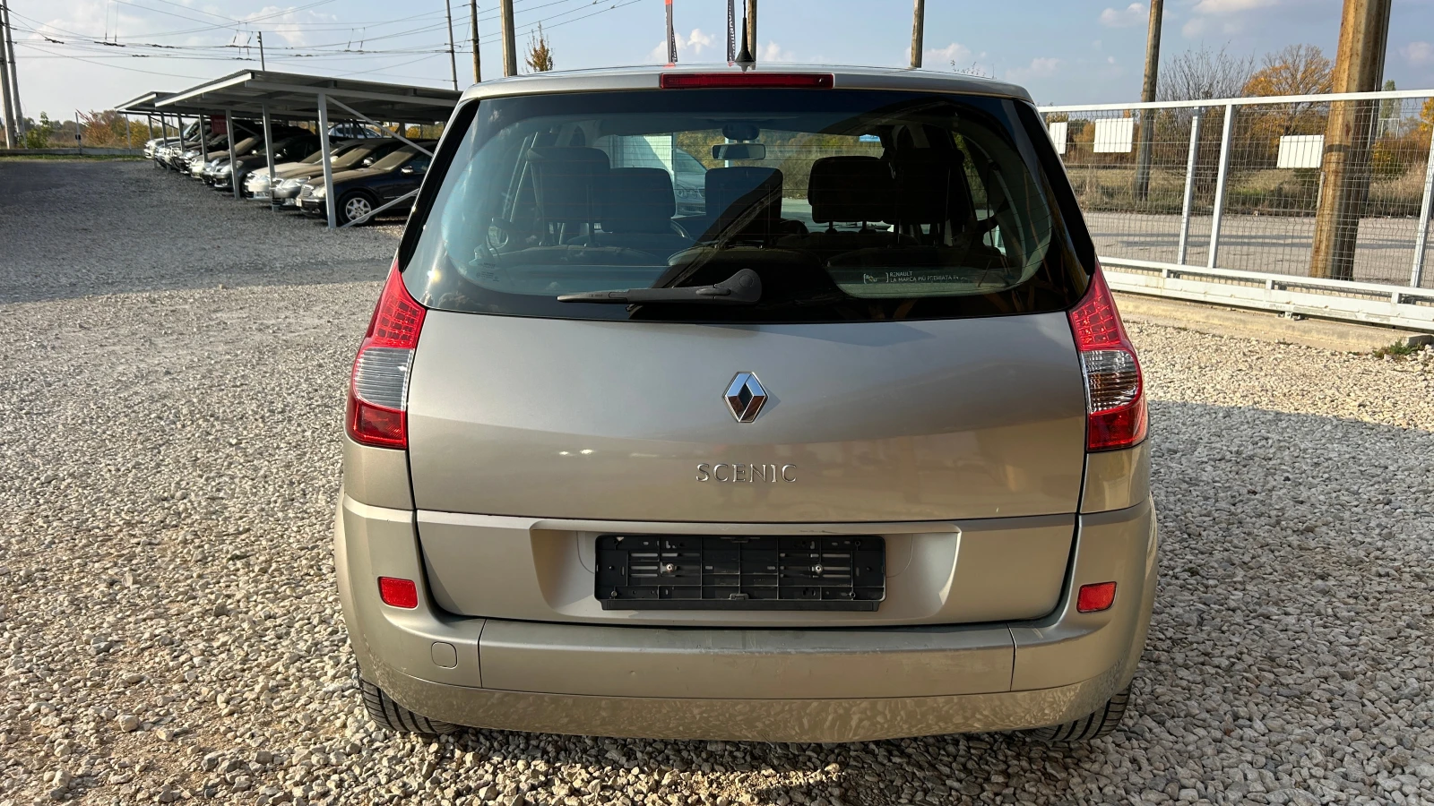 Renault Scenic 1.6-GPL-ФАБРИЧНА ГАЗ-ВНОС ИТАЛИЯ - изображение 6