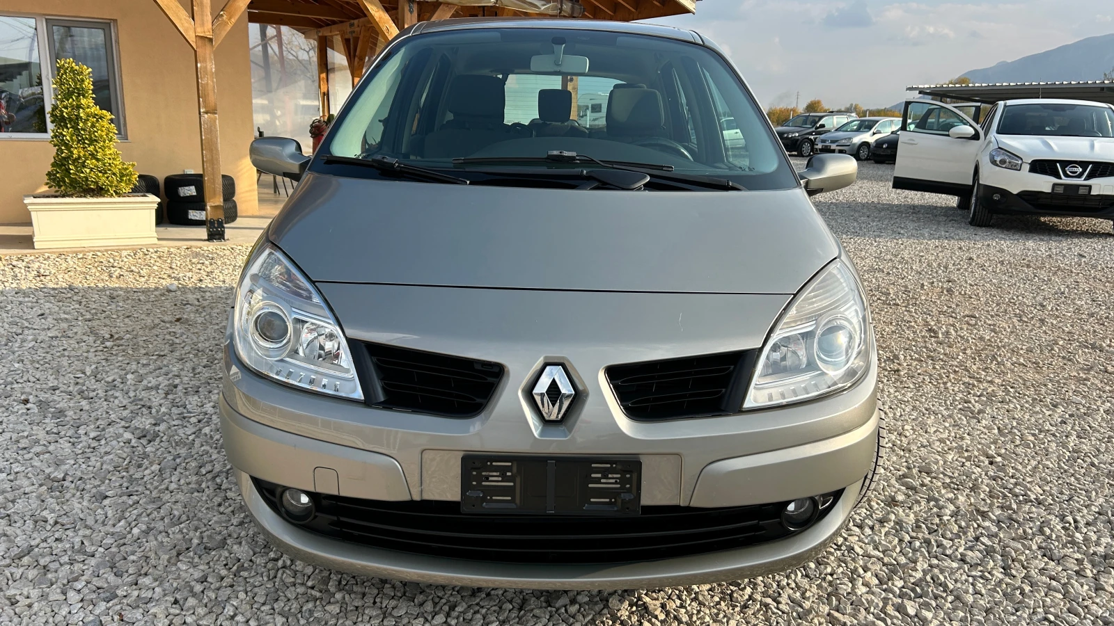 Renault Scenic 1.6-GPL-ФАБРИЧНА ГАЗ-ВНОС ИТАЛИЯ - изображение 5