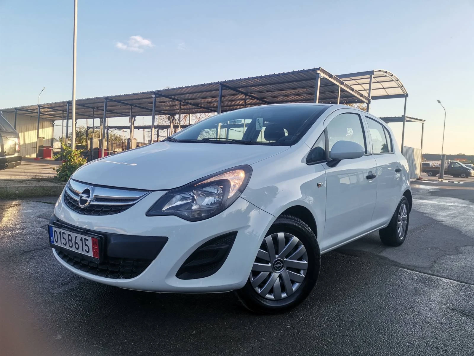 Opel Corsa 1.2i ПЕРФЕКТЕН* ЕВРО5 - [1] 