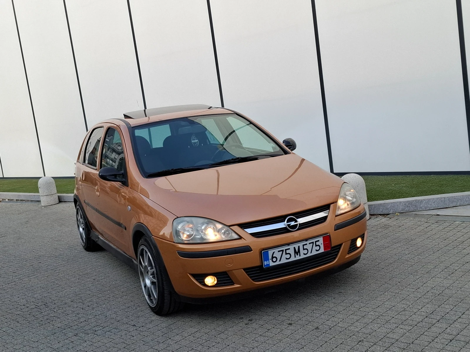 Opel Corsa 1.4 (90кс) * * * FACELIFT* * *  - изображение 8