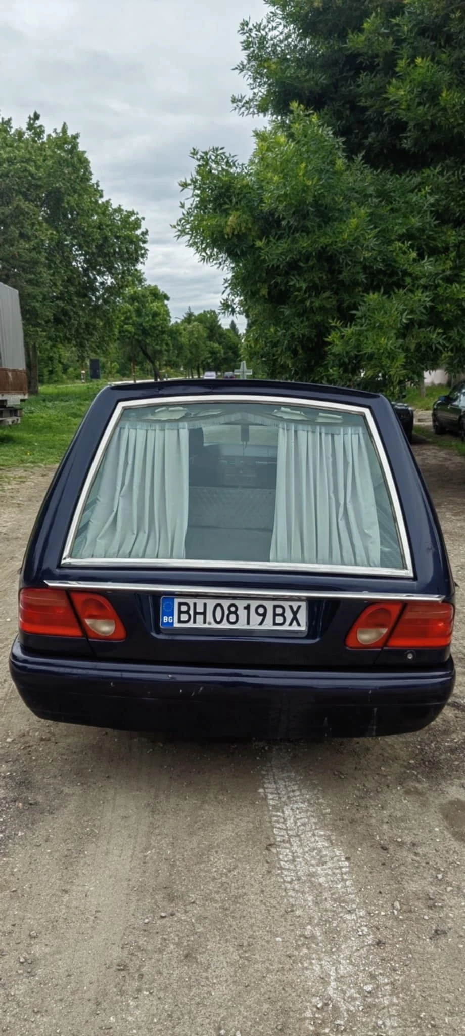 Mercedes-Benz E 200  - изображение 4
