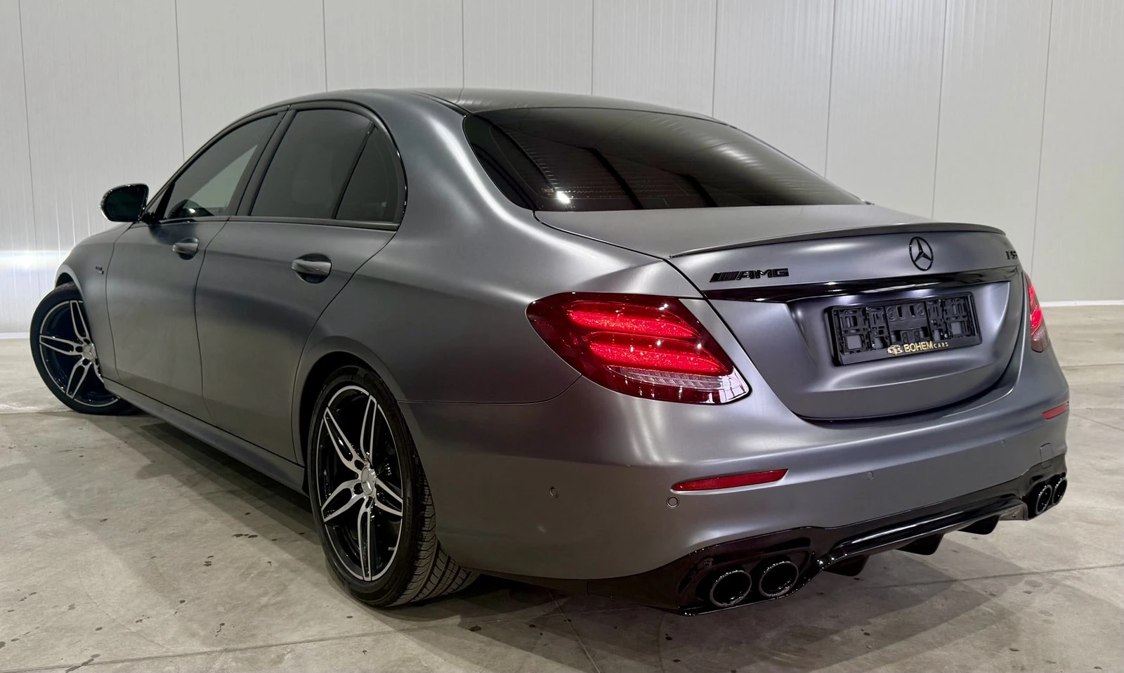 Mercedes-Benz E 53 AMG 4M Night Package - изображение 3