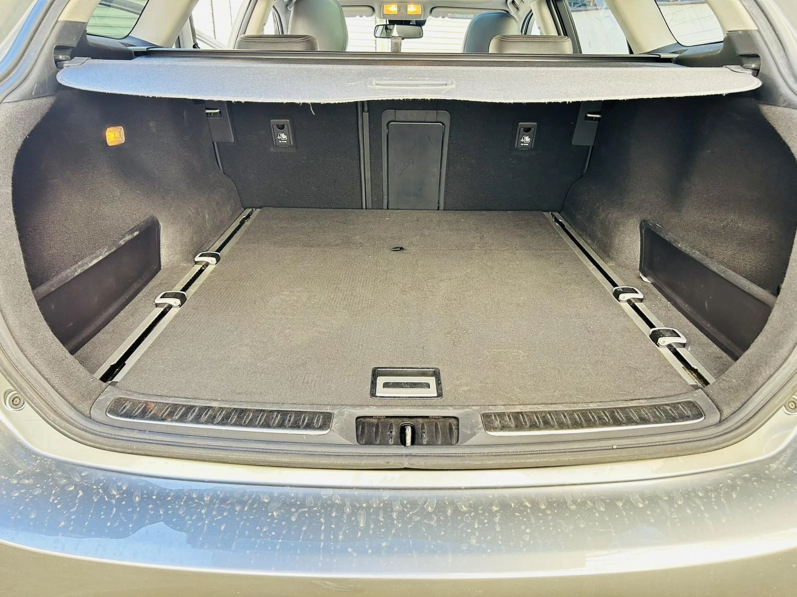 Toyota Avensis 2.0 D-4D 6MT Luxury - изображение 8