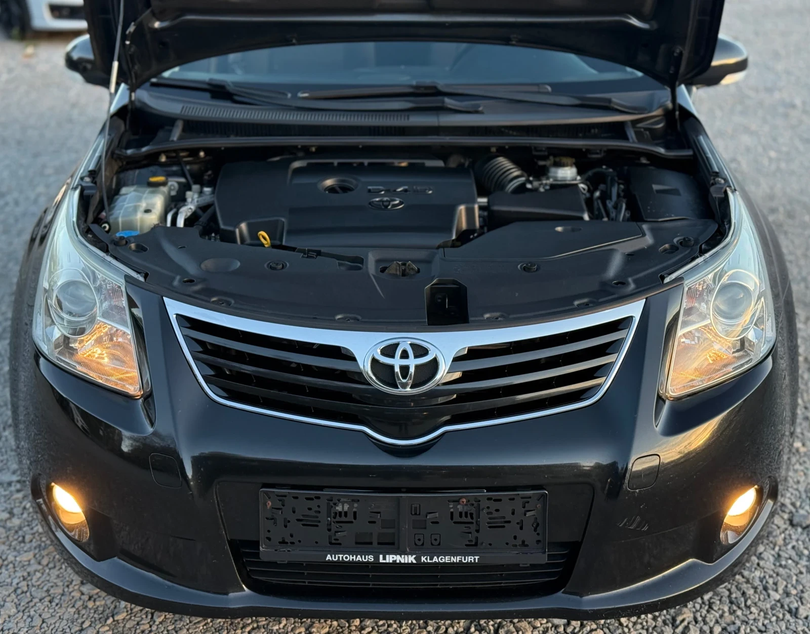 Toyota Avensis 2.0D-4D 126 * * * * * KeyLess*  | Mobile.bg   17