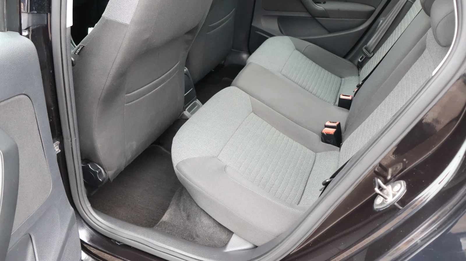 VW Polo 1.6TDI DSG  | Mobile.bg � ����������� 12