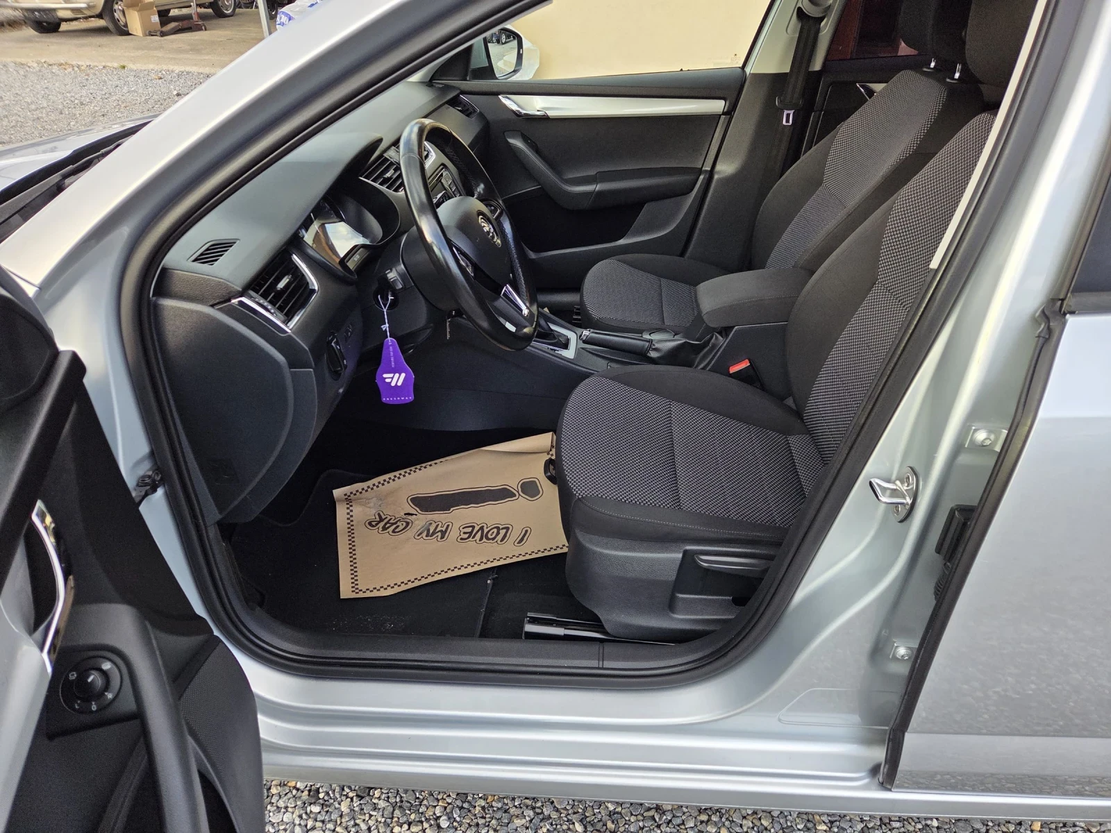 Skoda Octavia 1.6 tdi dsg | Mobile.bg � ����������� 7