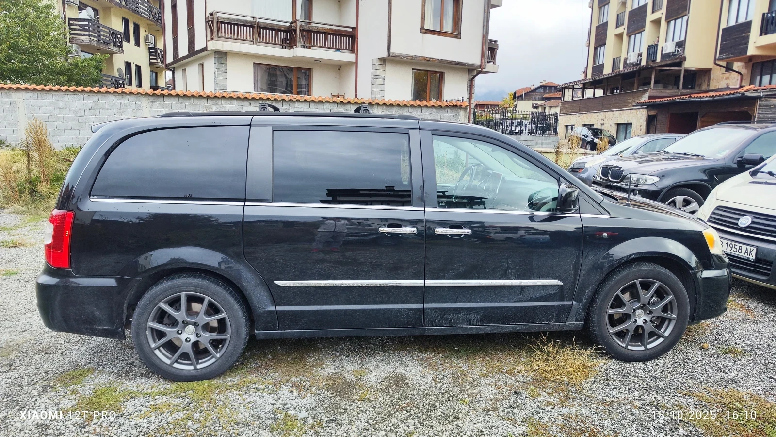 Chrysler Town and Country, снимка 5 - Автомобили и джипове - 54231858