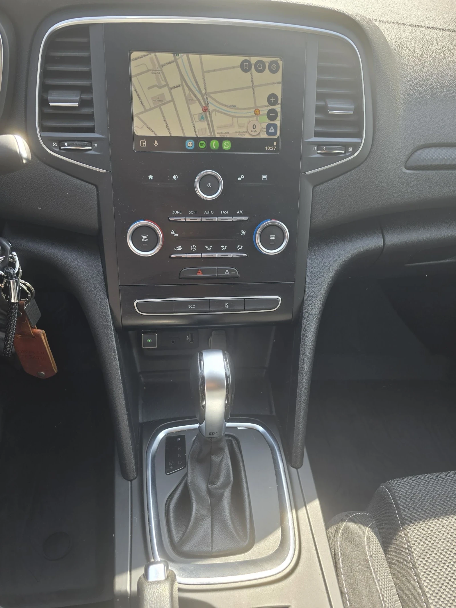 Renault Megane 1.5DCI, снимка 14 - Автомобили и джипове - 54503055