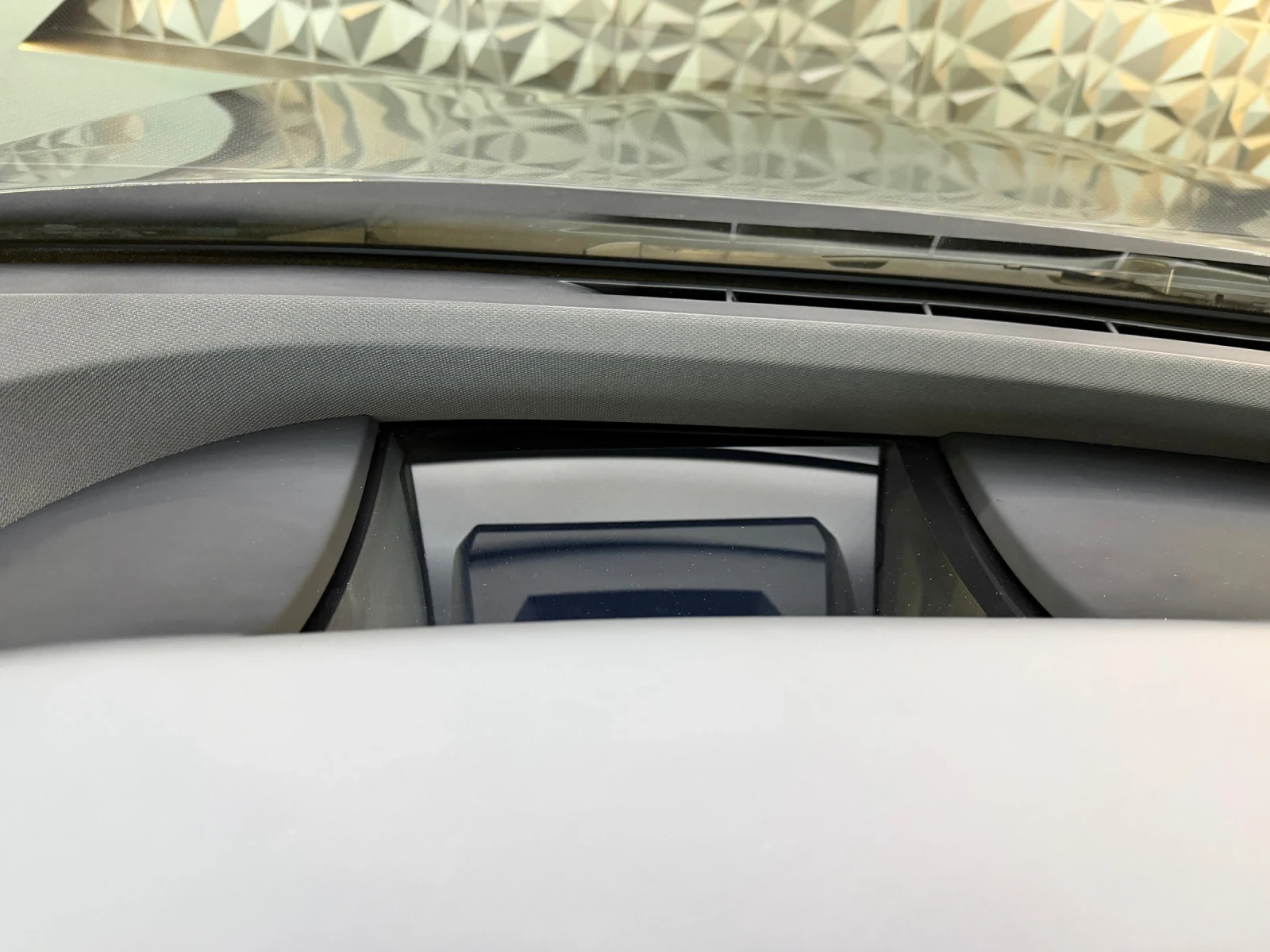 BMW iX 50 xDrive FULL Ekcmpu* SWAROVSKI * BOWERS & WILKIN, снимка 13 - Автомобили и джипове - 54597777