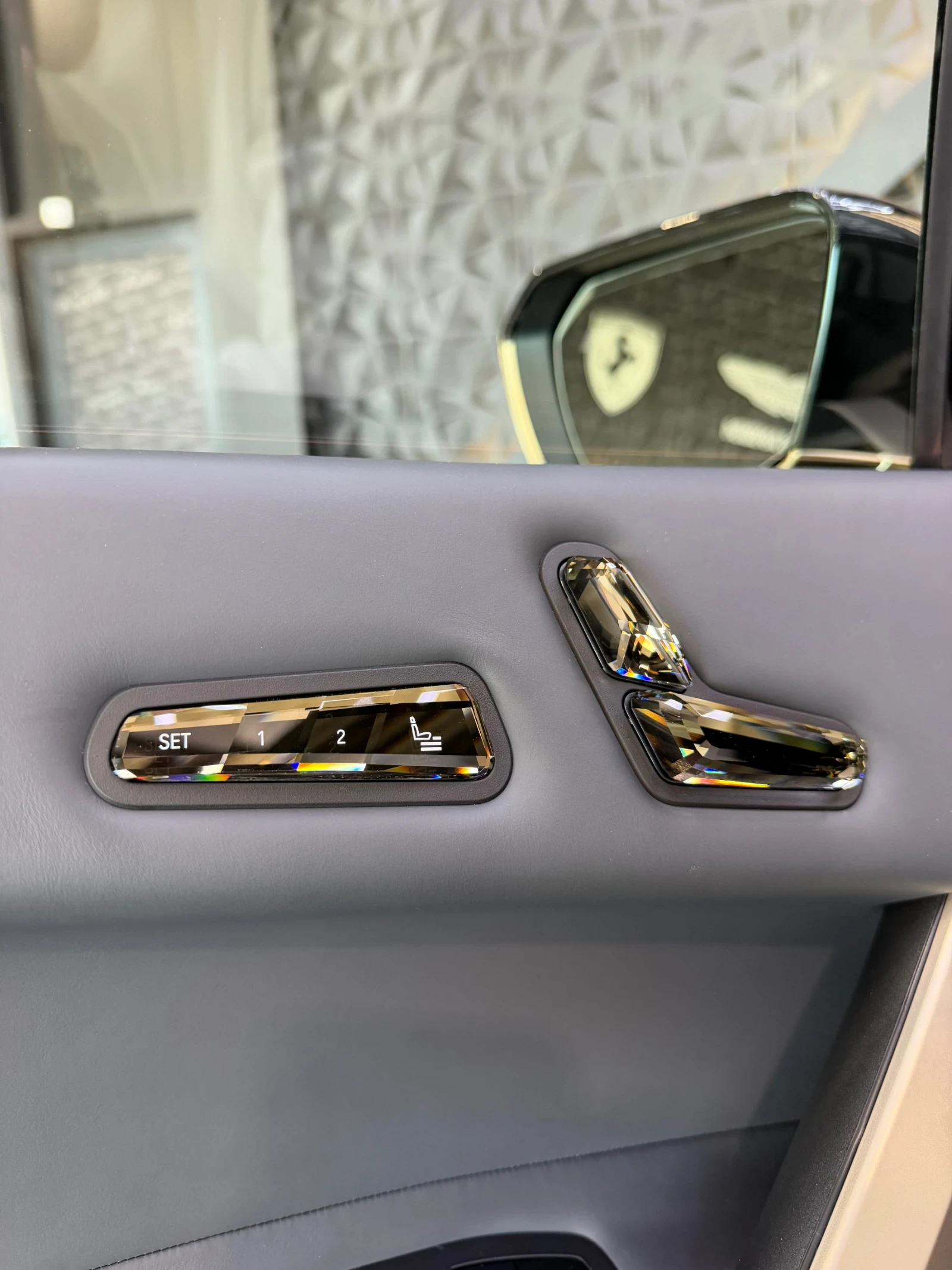 BMW iX 50 xDrive FULL Ekcmpu* SWAROVSKI * BOWERS & WILKIN, снимка 16 - Автомобили и джипове - 54597777